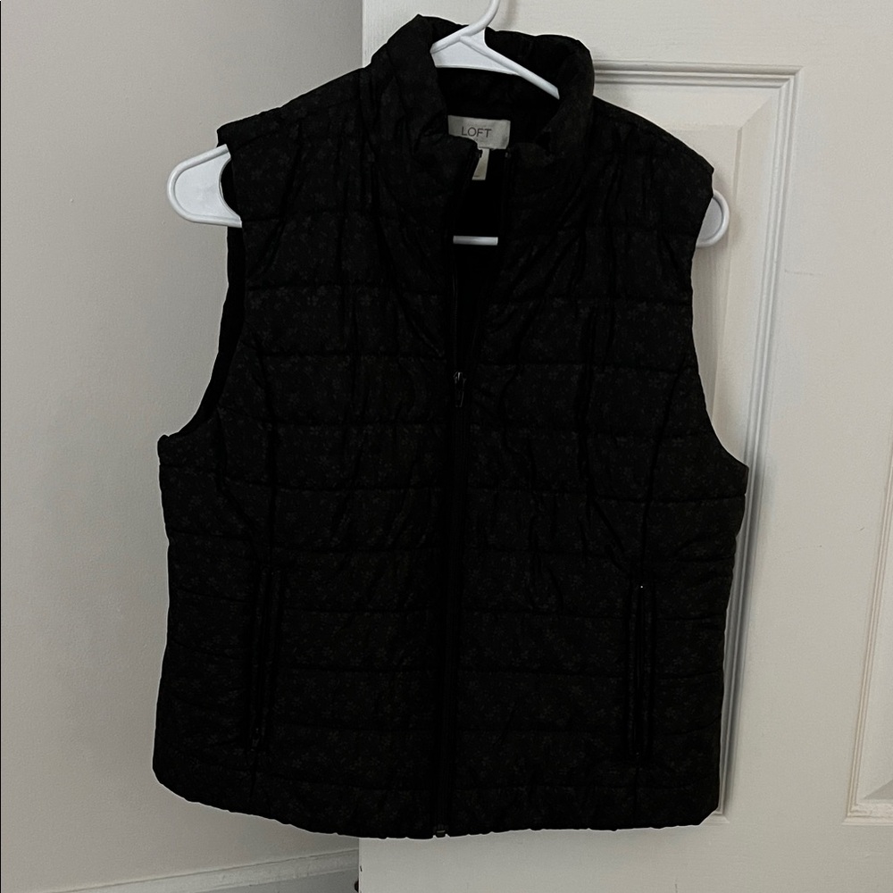 LOFT Quilted Black Vest for Women